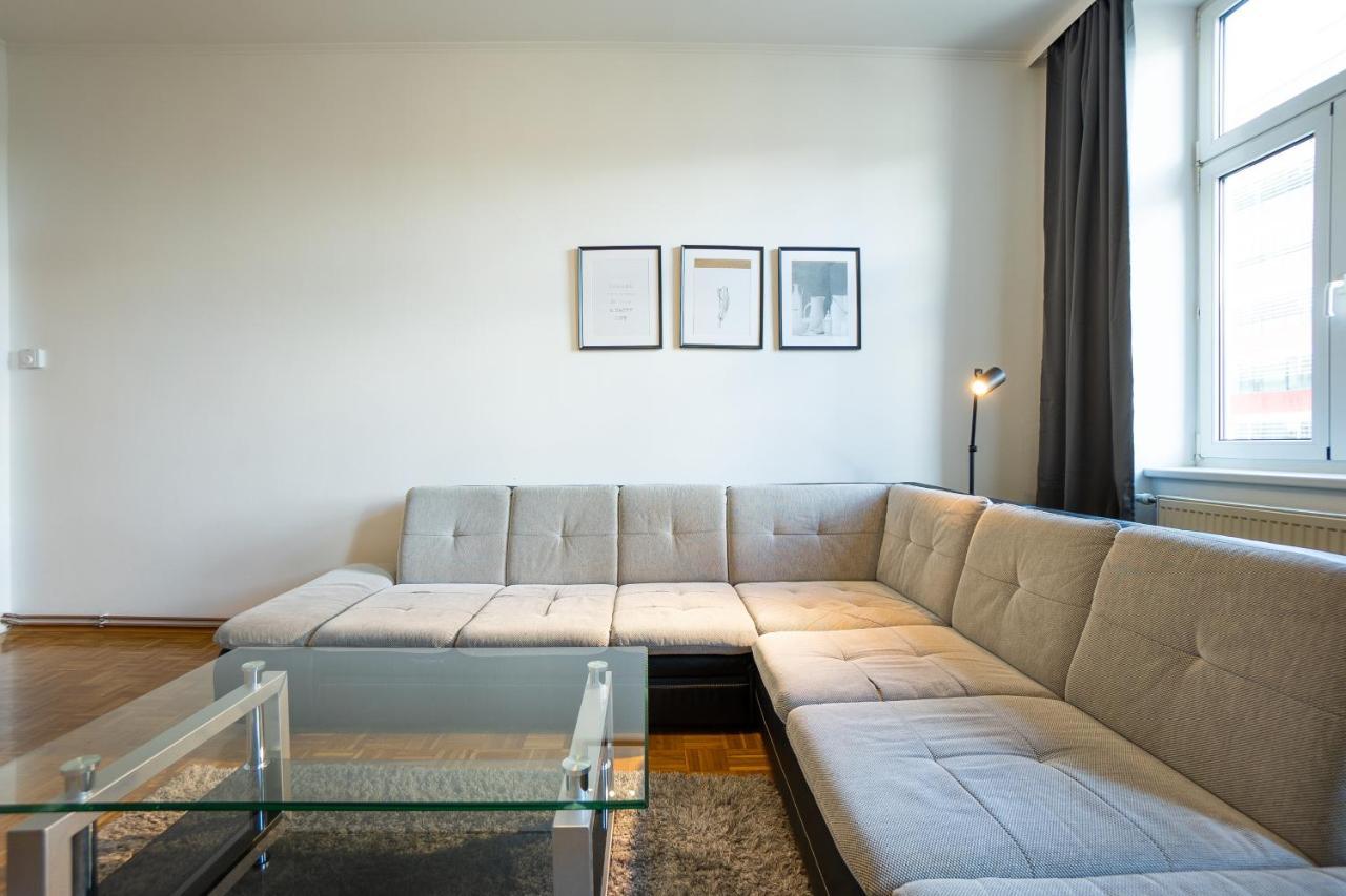 Two Bedrooms Family Nice Apartment فيينا المظهر الخارجي الصورة