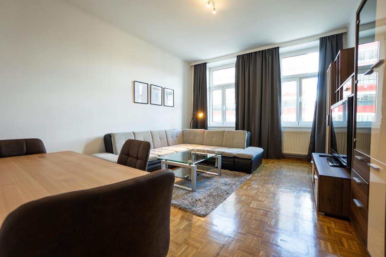 Two Bedrooms Family Nice Apartment فيينا المظهر الخارجي الصورة