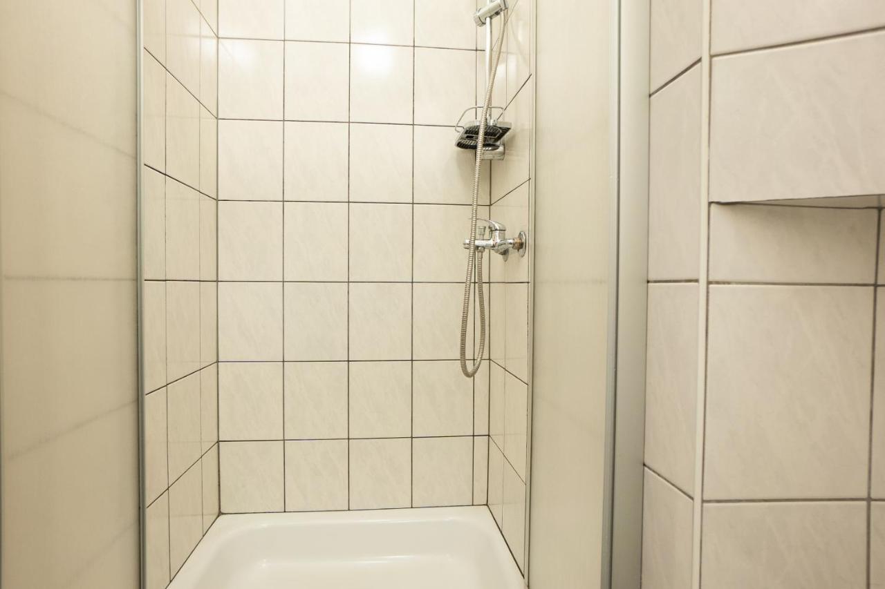 Two Bedrooms Family Nice Apartment فيينا المظهر الخارجي الصورة